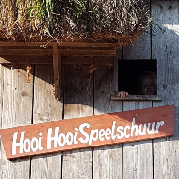 hooischuur-speelplaats